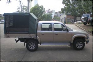 Alguem conhece quem fabrica reboques assim no Brasil-ute-traiback_2.jpg