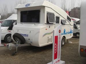 Alguem conhece quem fabrica reboques assim no Brasil-2013-luxury-fiberglass-caravan.jpg