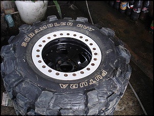 Vendo 3 pneus da geninho modelo lama-pneus-001.jpg