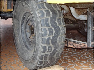 Vendo dois pneus 255/75 r 15!-p1010001.jpg