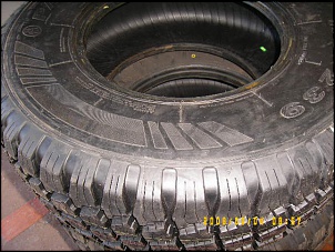 Vendo Jg De Pneu 31x10,5-100_2154.jpg