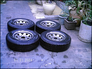 Vendo ou troco jg de 4 rodas e pneus R-14-rodas-001.jpg
