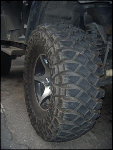 Maxxis Creepy Crawly 35 12,5/15-pneu1.jpg