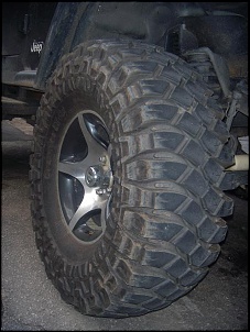 Maxxis Creepy Crawly 35 12,5/15-pneu2.jpg