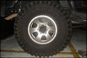 Vendo 4 pneus 35 Mudzilla montados em 4 rodas Mangels Kombat 15x8 6 furos Troller-dsc02394.jpg