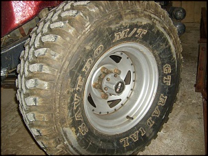 4 pneu com roda tala 10...-pneu-33-005.jpg