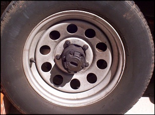 Vende-se 04 rodas originais da F 1000-roda2_107.jpg