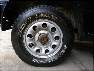 Vendo Pneu Bridgestone Desert Dueler 205/75R15 - Original Vitara-bridgestone_0km_01.jpg