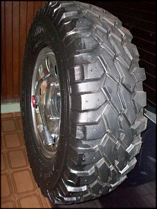 Pneus lameiros 235-75/r15-100_0437.jpg