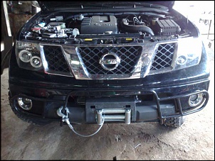 Vendo Guincho Warn 9.5Ti (Semi-Novo) com 03 meses de uso!-05.-instalando-se-o-para-choques-net.jpg