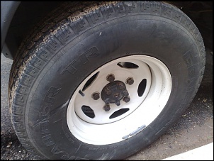 Vende-se jogo de pneus com roda-23092009593.jpg