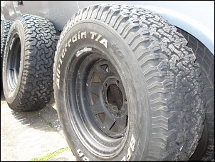 Vendo 4 pneus bf goodrich all terrain 235/75/r15-dsc04265.jpg