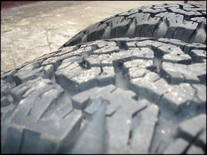 Vendo 4 pneus bf goodrich all terrain 235/75/r15-dsc04261.jpg