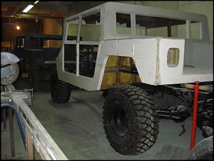 Carroceria completa em fibra jpx militar-hummer-20marcos-20traseira.jpg