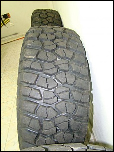 Vendo 4 Pneus BF Mud KM2 (Modelo novo) 33x12,5 + 4 rodas 6 furos 15x8 Offset -25-3.jpg