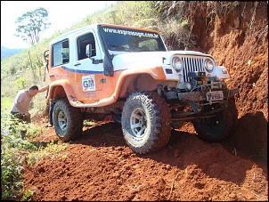Vendo conjunto Pneu 35 roda aro 15-jeep.jpg