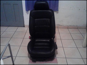 Vendo Jogo de bancos diant. couro-banco-de-couro.jpg