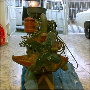 Vendo/Troco Motor 6 cil BF161-motor04.jpg