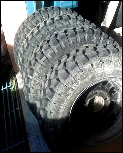 Vendo jogo de 4 pneus papa-barro geninho 225/70 R15-papa1.jpg