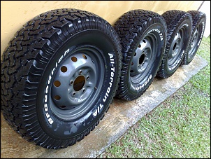 BF Goodrich 265/75/16 (Defender)-all-terrain-.jpg