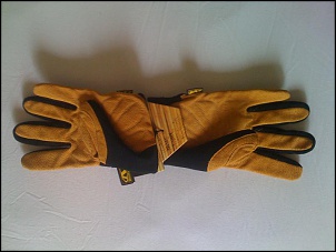 Par de luvas Mechanix Heavy Duty Pretas.-img_0279.jpg