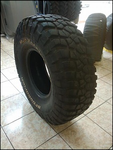 Bf Goodrich Mud Terrain KM2 35x12.5XR15-2011-02-08-09.10.46.jpg