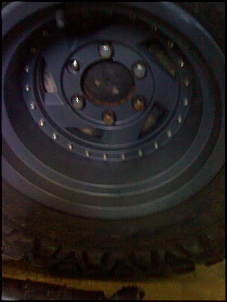 Troco Rodas R15 x 8&quot; 6 furos com pneus 33.-10feb_0001.jpg