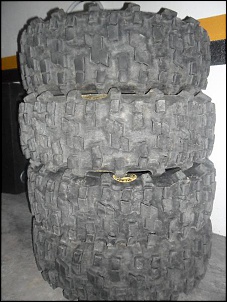 Pneu 235/75 r 15 - mamute pneus-sam_0263.jpg