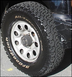 Pneus BF Goodrich All Terrain 235/75 R15-imagem.jpg