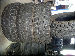 Vende-se Pneus Marshall(Kumho) KL71 33&quot;x12,5xR15-img00130-20110425-0951.jpg