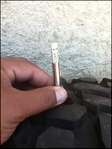 vende se pneus 255/75R15 vj900 com rodas 6 furos troller toyota-img_1066.jpg