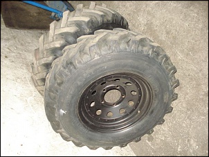Vendo 4 pneus 7.5 16 + rodas 5f-dsc07320.jpg