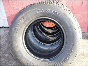 Pneus michelin  215 75 15 novos e barato!!!!!!!!!!!!-dsc00563.jpg