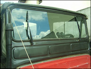 Vendo carroceria de fibra cj3 e quadro de para-brisa com vidro maior-imagem.jpg