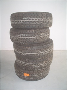 Vendo Pneus Bridgestone Dueler 265/70 R15 (SEM USO)-5_pneus_153.jpg