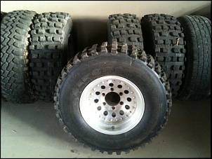 Vendo Pneus, Aros, Tow-bar e Carretinha para Carro-foto31.jpg