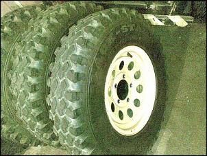 Jogo de rodas f1000 com pneu ( 5 rodas e 4 pneus )-imagem016.jpg