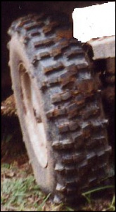 vendo 4pneus lameiros c rodas e 4pneus com rodas p asfalto-pneu_187.jpg