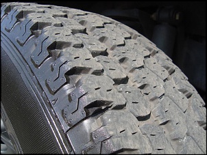 Vendo barato jogo completo de pneus Goodyear Wrangler Adventure 255/75 R15-dsc01974.jpg