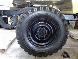 Jg Rodas originais Willys com pneus-21072012439.jpg