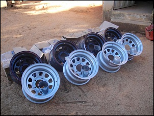 Vendo jg de rodas Mangels 15x8 5 furo (Willys, F1000, samurai...) ZERADO NUNCA USADO-dsc00972.jpg