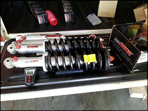 Vende-se kit amortecedor rancho rs9000xl e kit bilstein-20120829_085931.jpg