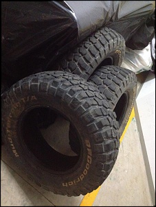 4 bfgoodrich 255/70/16 mud km2 zero/km-img_4510.jpg