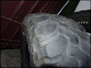 Vendo/troco 4 Pneus 31' BF Mud + 1 original do Troller-p1020777.jpg