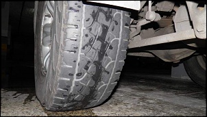 Vendo 4 pneus 265/75/16-pb241211.jpg