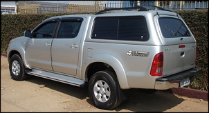Hilux - Capota de Fibra-nova-hilux-prata-blz-lat-tras.jpg
