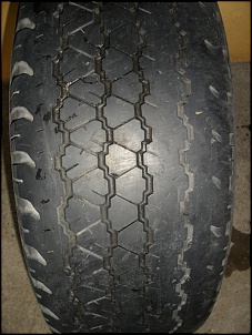 Roda 15x8 da ranger com pneu-004.jpg