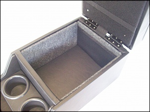 Console Central L. R. Defender-100_2316.jpg