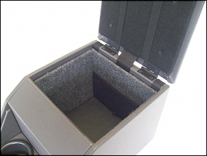 Console Central L. R. Defender-100_2414.jpg