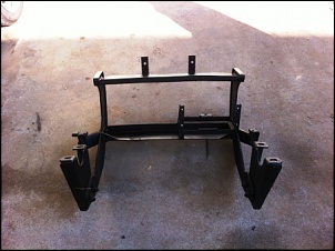 Mesa/Base de guincho p/ Grand Cherokee ZJ com suporte de bateria acoplado - MACERAL-img_0691.jpg